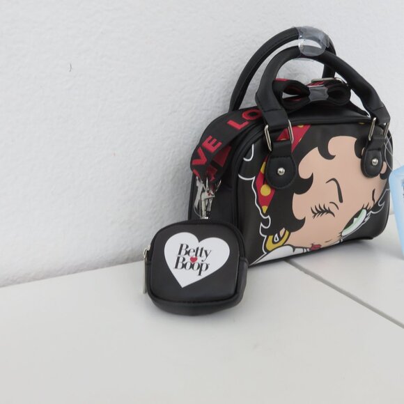 (#134) Betty Boop Small full Crossover bag and earbuds holder/Coin bag